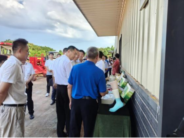 湛江市委书记刘红兵一行到农业机械研究所调研（经李所和方所审核）435.png